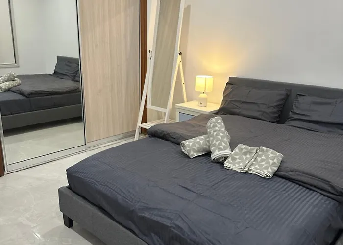 Comfort, Cosy Affordable And New Relaxing House-3 Bedrooms - 3 Queen Beds -Excellent Place That Suitable For Everyone