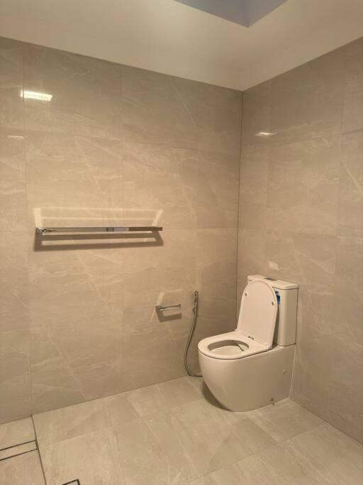 Comfort, Cosy Affordable And New Relaxing House-3 Bedrooms - 3 Queen Beds -Excellent Place That Suitable For Everyone * West Hoxton